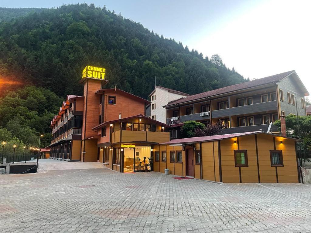 Cennet Suit Otel Uzungöl Exterior photo