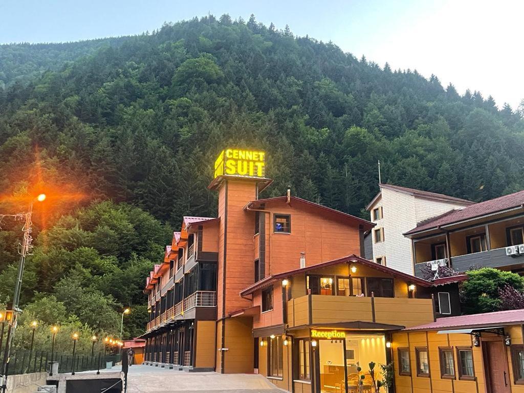 Cennet Suit Otel Uzungöl Exterior photo