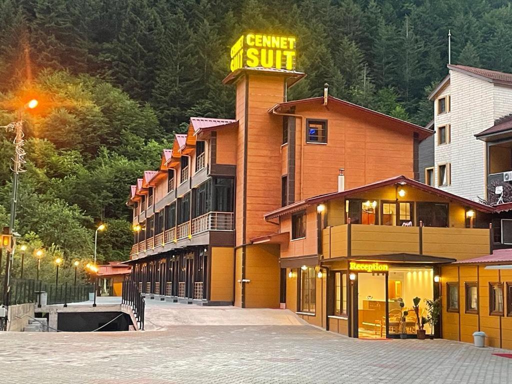 Cennet Suit Otel Uzungöl Exterior photo