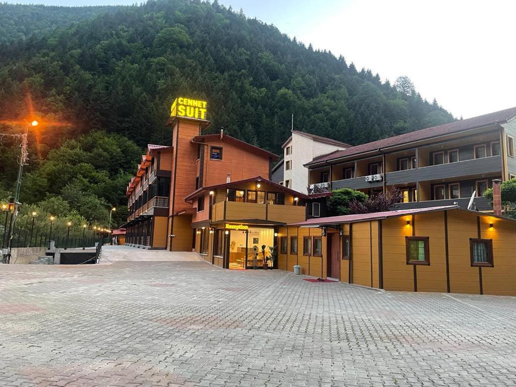 Cennet Suit Otel Uzungöl Exterior photo