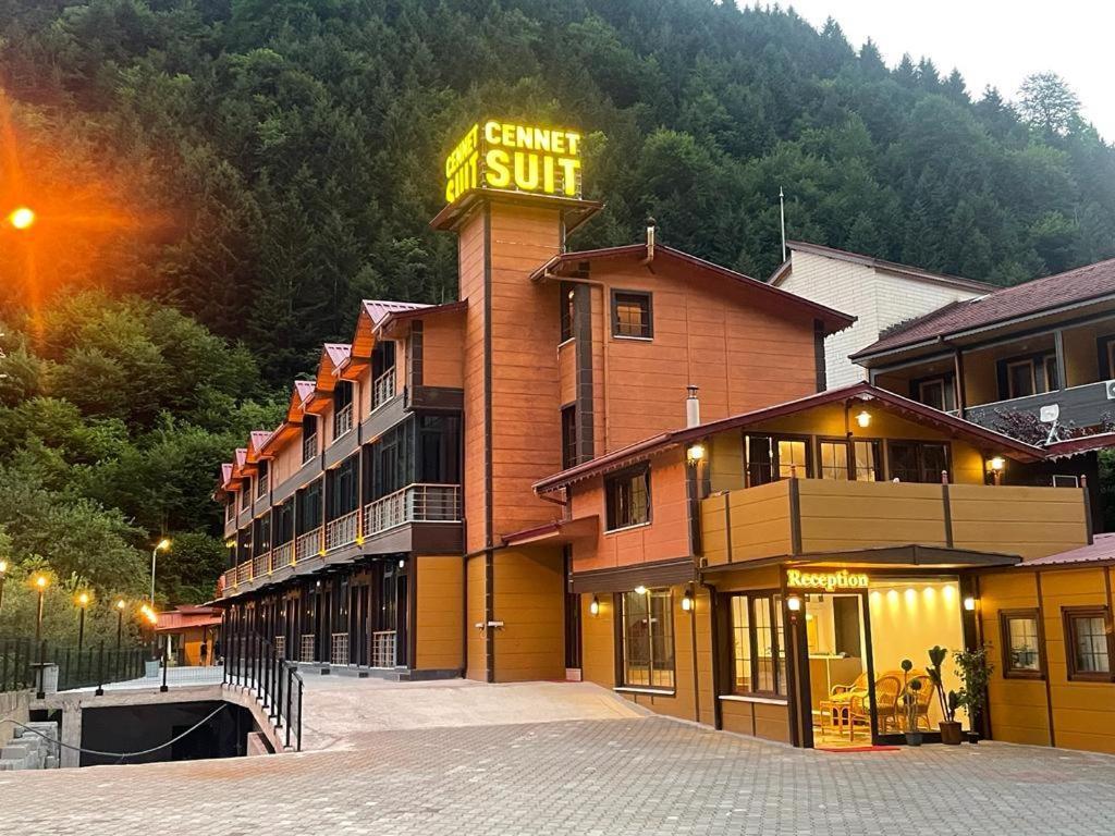 Cennet Suit Otel Uzungöl Exterior photo